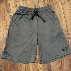 Boys Under Armour shorts